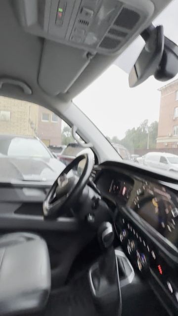 VW Caravelle T6