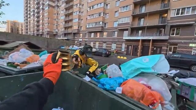 КаК_я_ЗаРаБаТыВаЮ_лАзАя_По_ПоМоЙкАм.