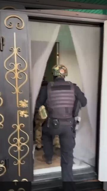 Одного из лидеров азербайджанской ОПГ-диаспоры Перми отправили в СИЗО за посредничество во взятке