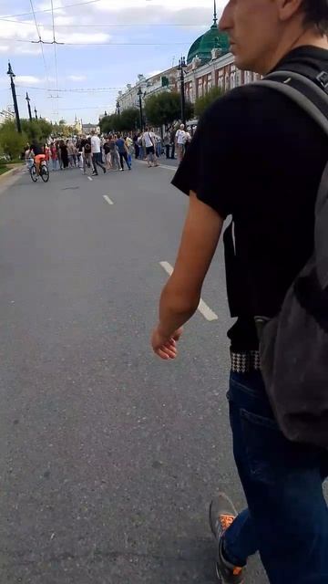 Гуляем по Любинскому