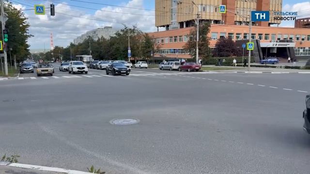 Туляки делятся кадрами движения на перекрестке Фрунзе и Демонстрации