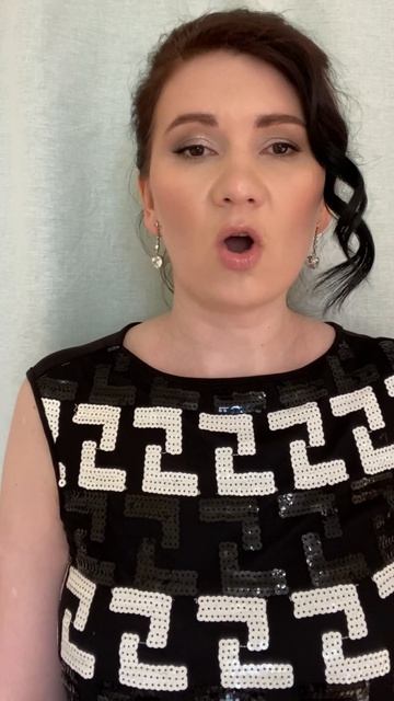 Ирина Саяхова 