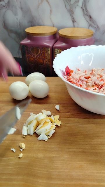 Крабовый салат с ананасом 🍍