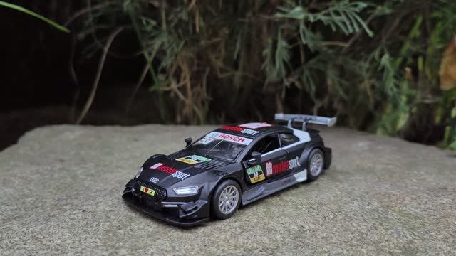 Модель Audi RS 5 DTM от MSZ