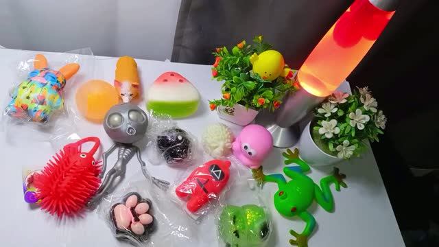 АСМР РАСПАКОВКА чудесных СюрпризоВ😍Таба лапки сквиши и антистрессы АСМР звуки Сюрприз 😍