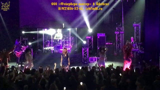 №36 2017 Выдув конфетти на концерте