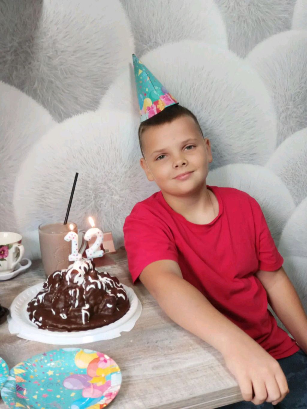 заходи на стрим. мне сегодня 12 лет