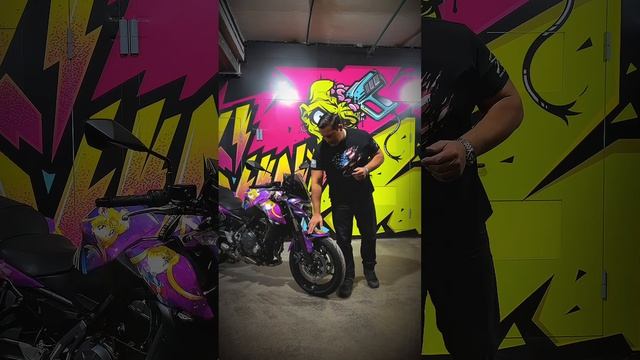 Полная оклейка Kawasaki Z650 винилографией Sailor Moon