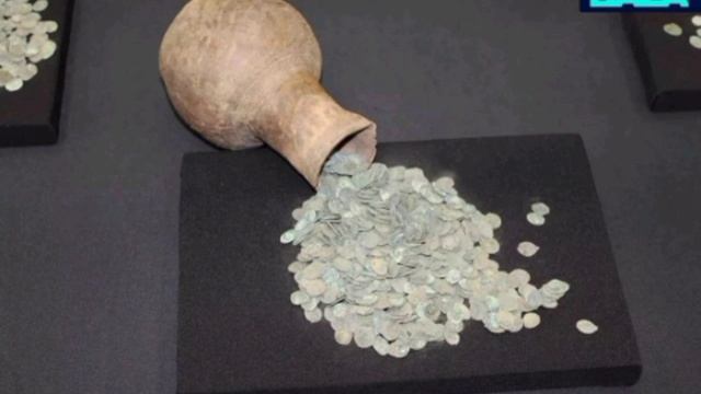 Полмиллиарда рублей пролежали в земле 600 лет — клад могли спрятать во время чумы.