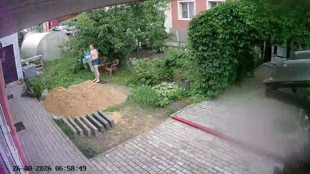 обливание на улице