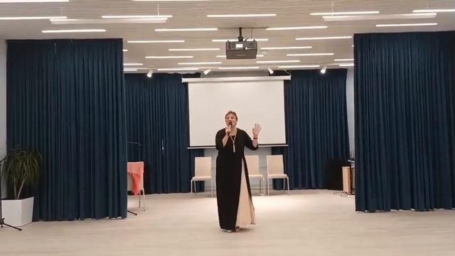 Спела песню про возраст😄.Кто сказал,что возраст в паспорте отмечен?🥰