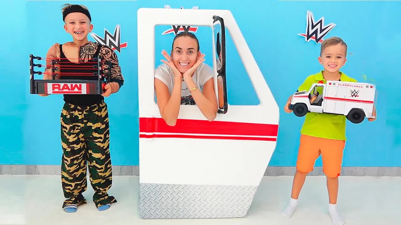 Влад хочет быть сильным как звезда WWE