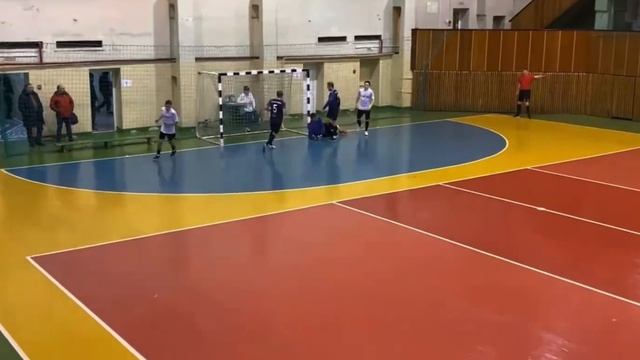 Мини-футбол - Ежегодный турнир, посвящённый Дню Победы в формате 8 на 8 в п. Емельяново - 2026 г.
