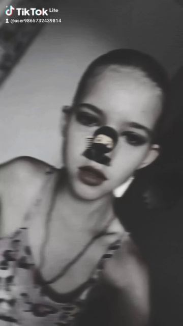 🖤🤍