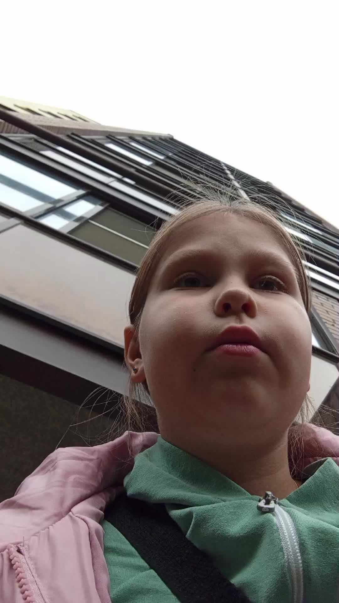 нашла птенчика