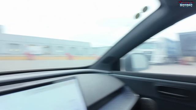 Toyota BZ3X PRO + 520 (2026 г.) C русификацией