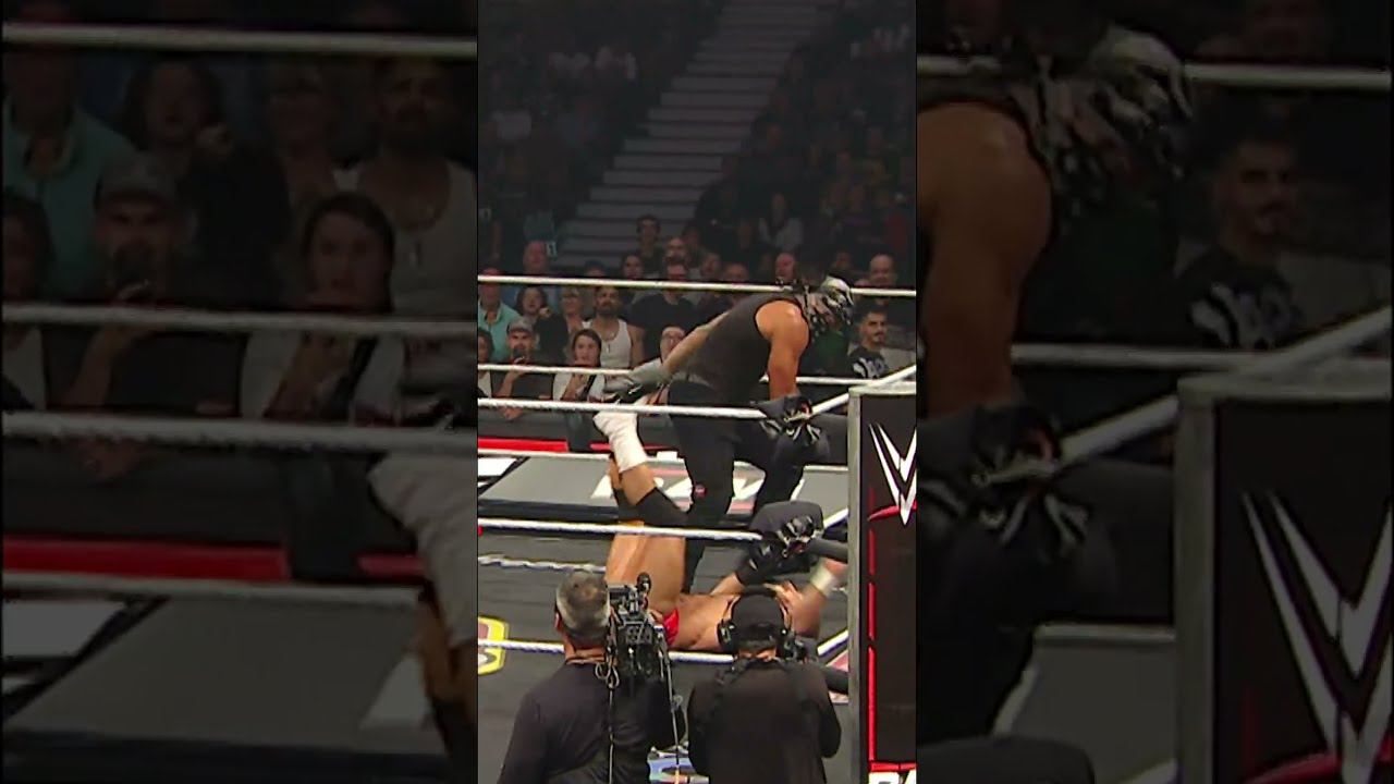 Anybody Who Can Hop The Barricade That Smoothly Needs To Be Feared. Absolute UNIT.
