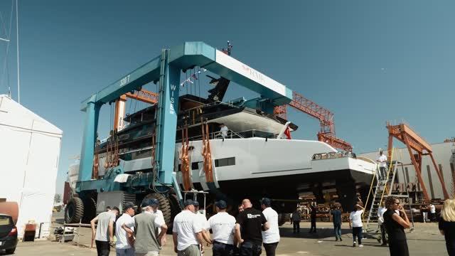 GX42 | Новый стандарт 42-метровых гибридных суперяхт от GX Superyachts