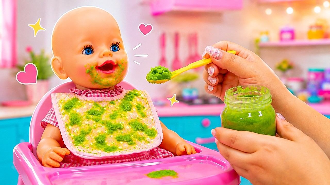 Кукла Эмили испачкалась! Умываемся и меняем костюмчик ✨