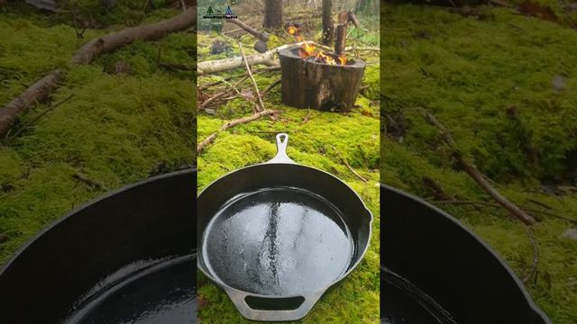 Запечённый камамбер в хлебе на костре ASMR