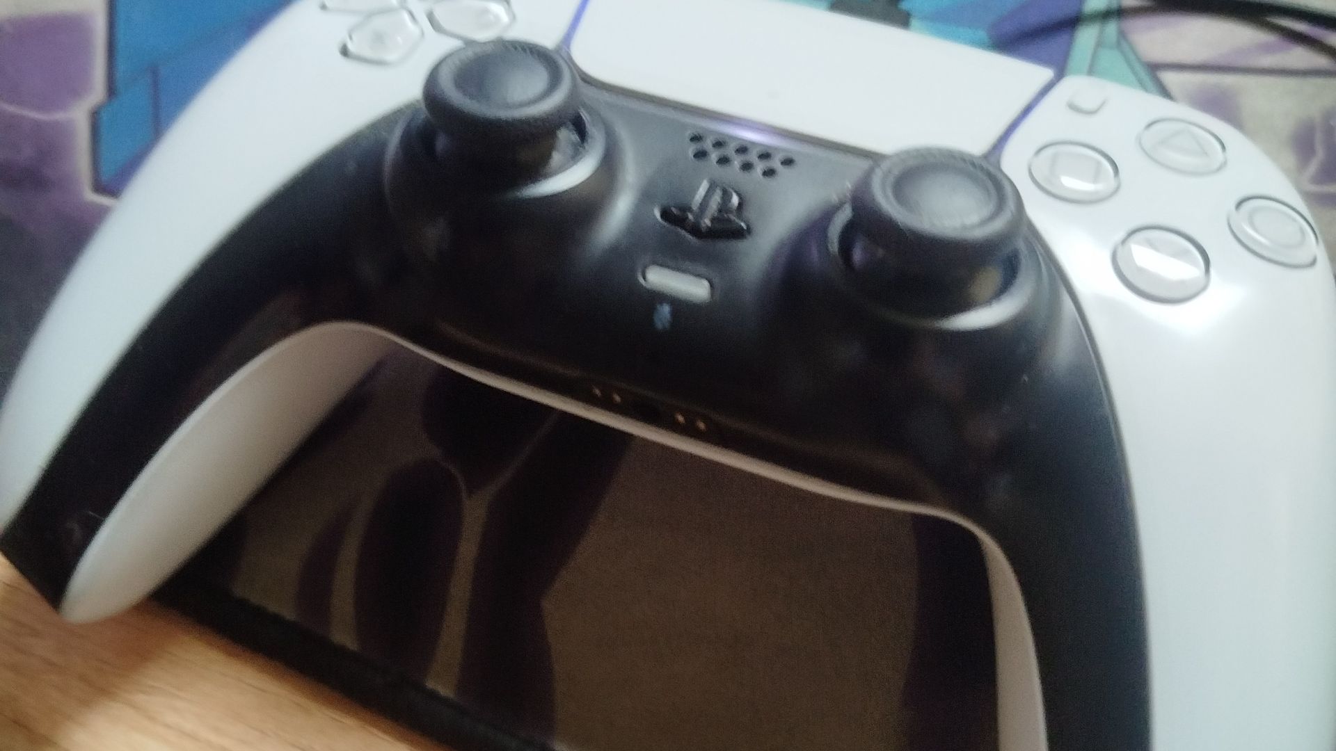 играю в роблокс с джостиком