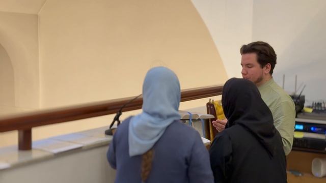 Вот уже и наступило предпразднство Успения Богородицы.Стихира на хвалитех: Прииди́те, вси́ концы́...