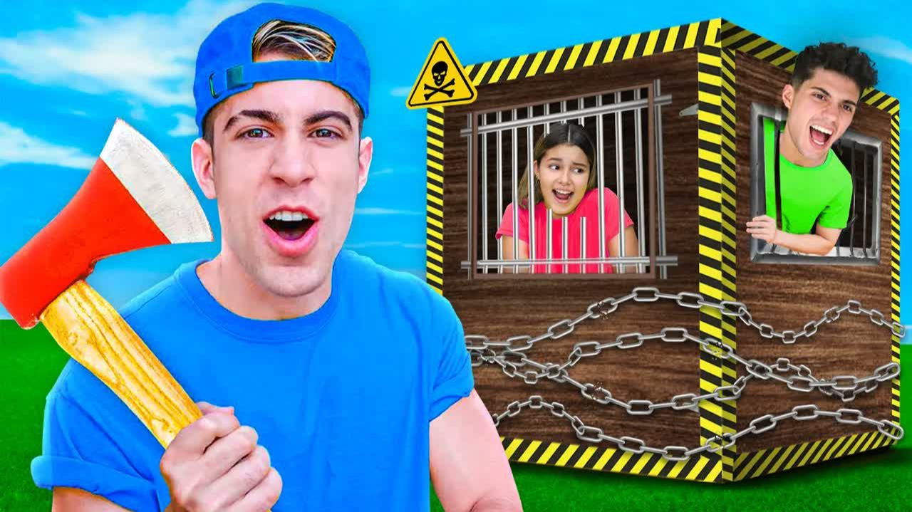 ПОБЕГИТЕ ИЗ 100-СЛОЙНОЙ НЕРАЗРУШИМОЙ КОРОБКИ !!