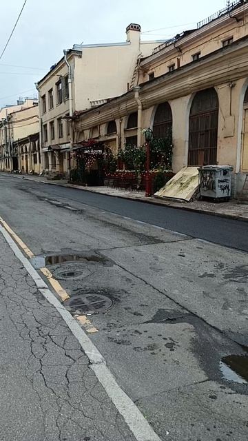 Бассет: ... город КОНТРАСТОВ...