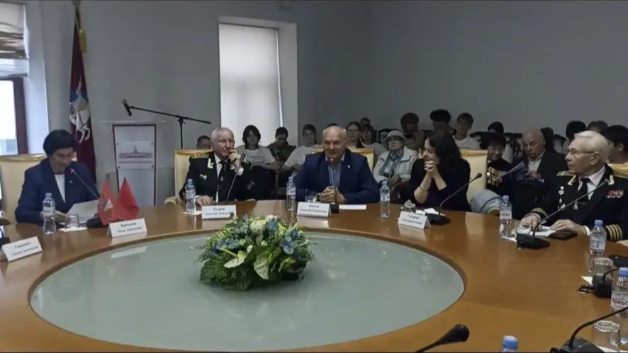 ЛЮБИТЕ ОТЕЧЕСТВО