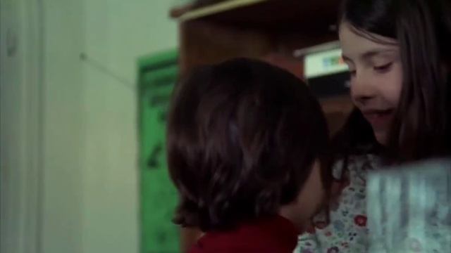 Porque Te Vas (Jeanette) _ Выкорми ворона _ Cría cuervos (1976). Карлос Саура_720p (online-video-cut