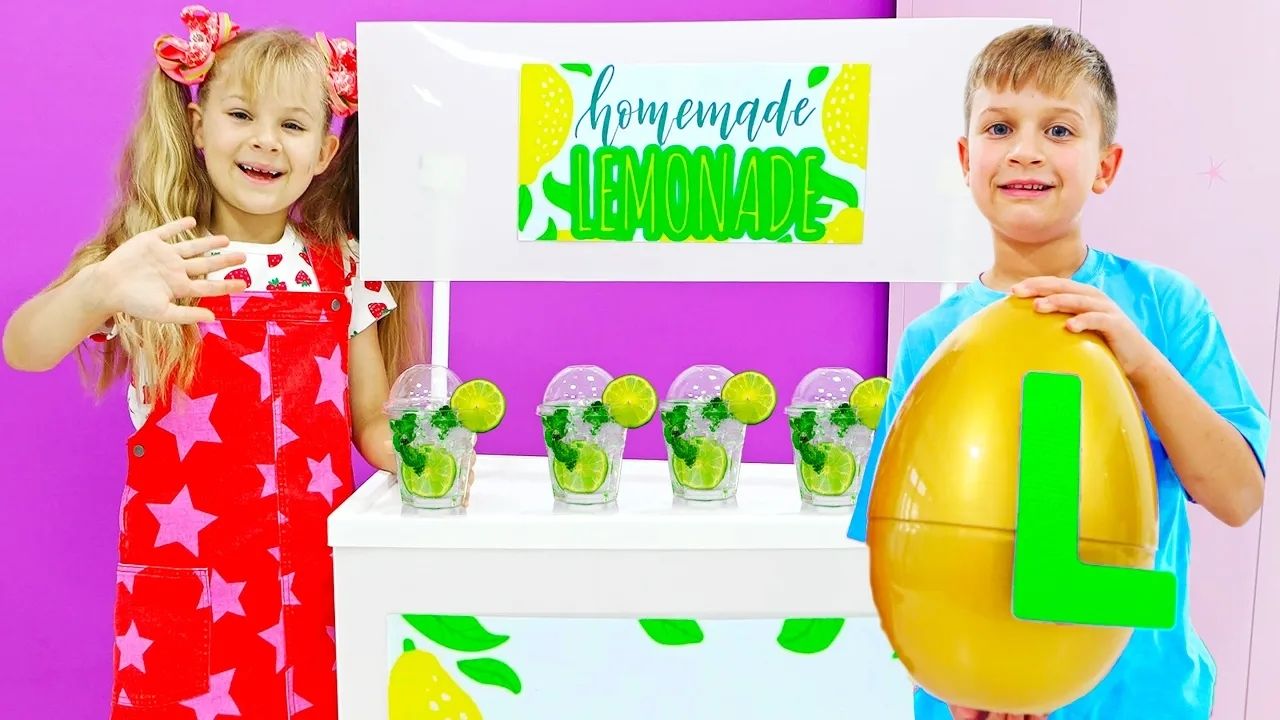 Диана и Рома - Английский алфавит с яйцами-сюрпризами   ABC