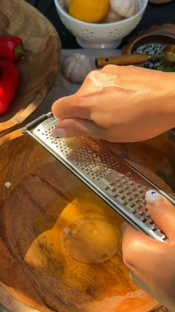 Салат из баклажанов и болгарского перца.