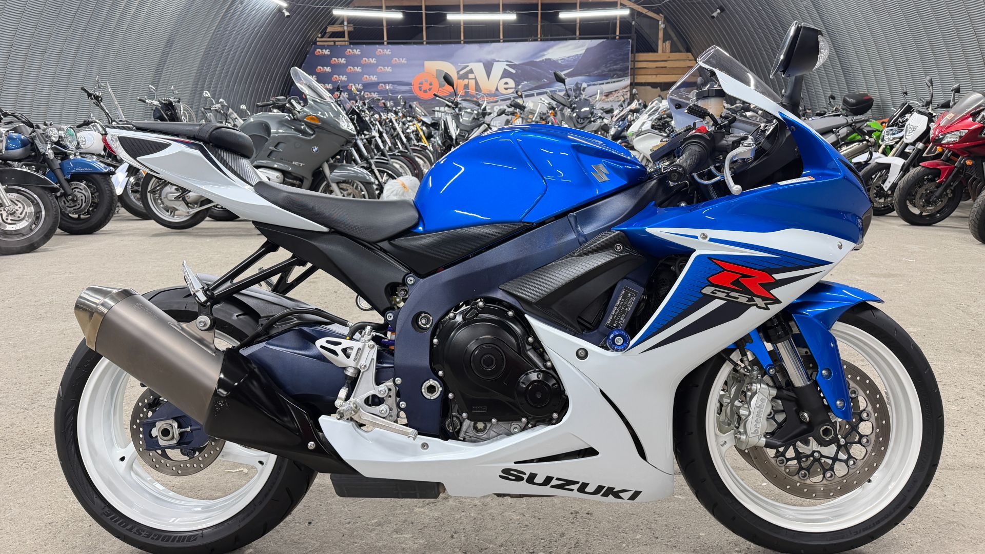Обзор Suzuki GSX-R 600 |В НАЛИЧИИ|