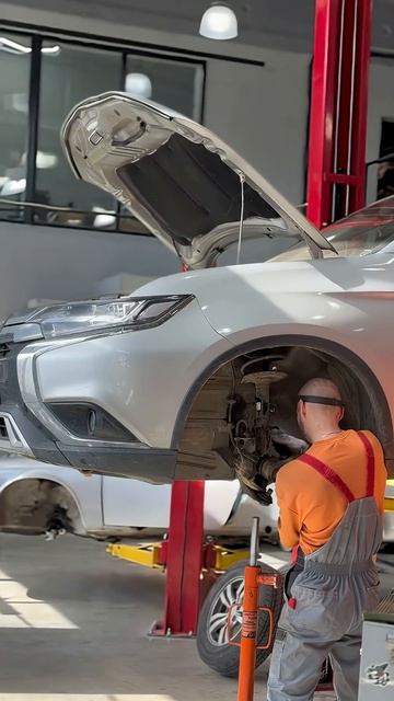 Рабочие будни #48 #jeep #wrangler #ram #porsche #dodge #mechanic #repairing #fix #carservice