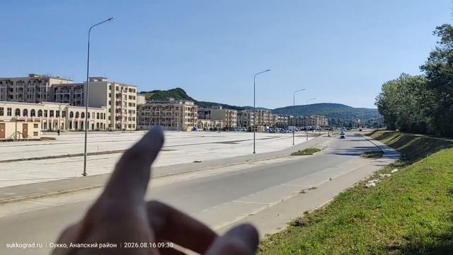 16 августа: хотели снять финал стройки парковки, но Кипарис решил подождать