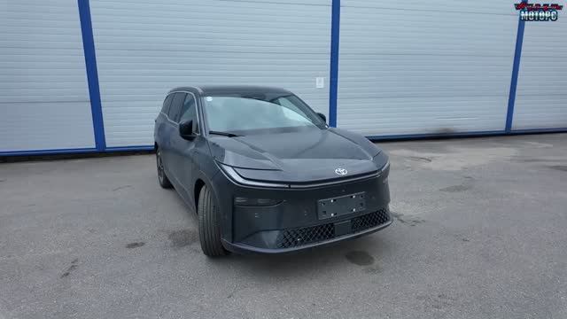 Toyota BZ3X PRO + 520 (2026 г.) C русификацией