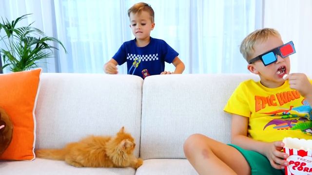 Влад и Ники нашли котёнка