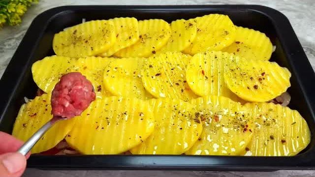 Не готовь УЖИН, пока не посмотришь ЭТОТ РЕЦЕПТ! Картошка с мясом в духовке, ТАЕТ во рту!