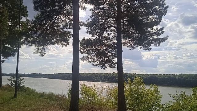 Река искрится в лучах заходящего солнца и устремляется вдаль! Сибирь, Река Иртыш! Солнечный Август!