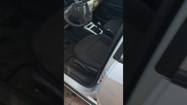 OPEL ASTRA UNIVERSAL 2012