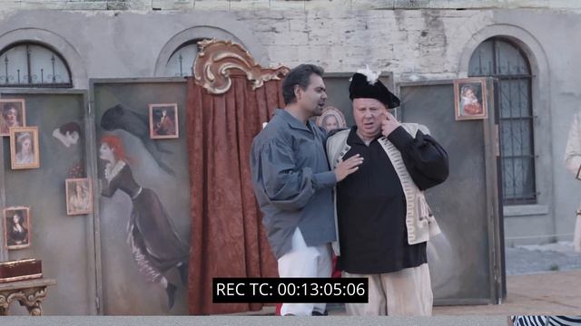 Жизнь театра