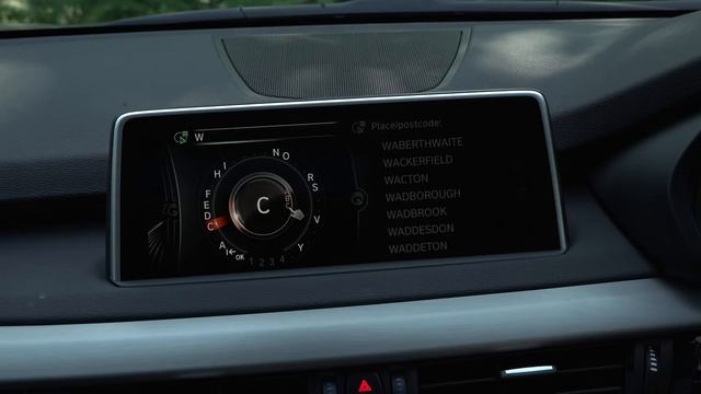 BMW X5 SUV 2018 — обзор мультимедиа и салона