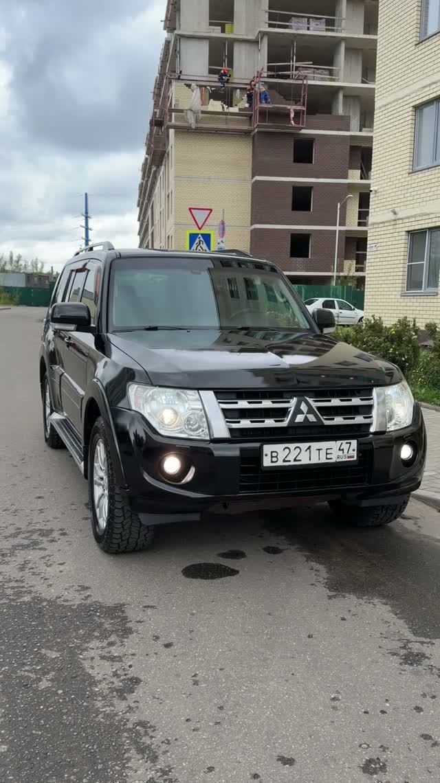 Pajero 4
