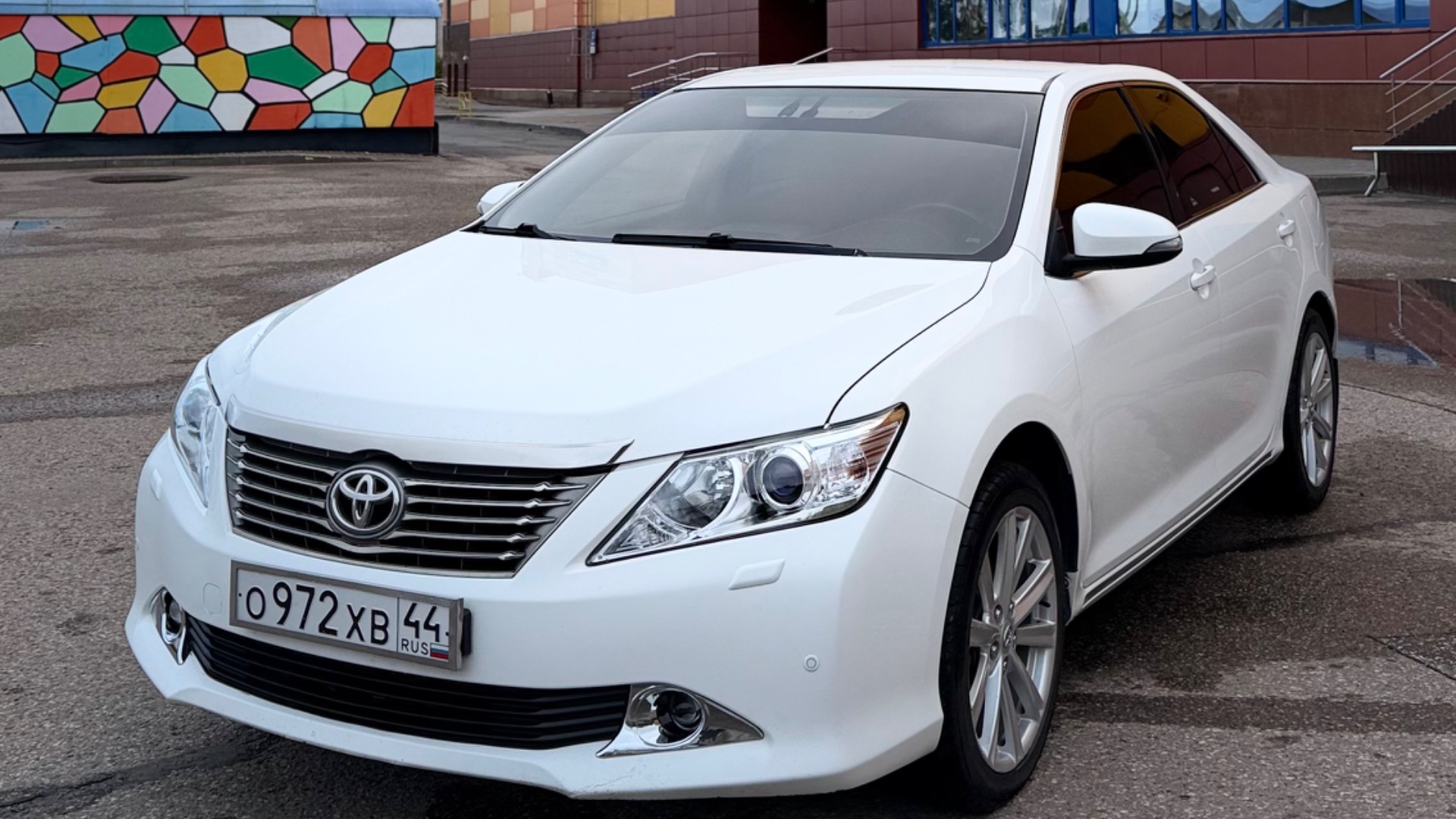 Общий вид Camry