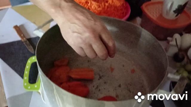 С бензином проблема.Переработка моркови.Готовлю салат.Собираем Дениску