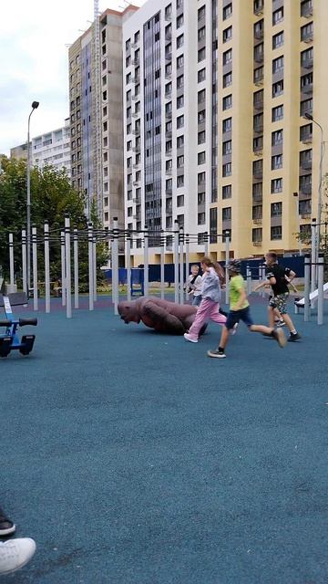 горилла умерла🤣