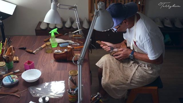 Making Hand-Dyed Leather Split-Toe Derby Shoes