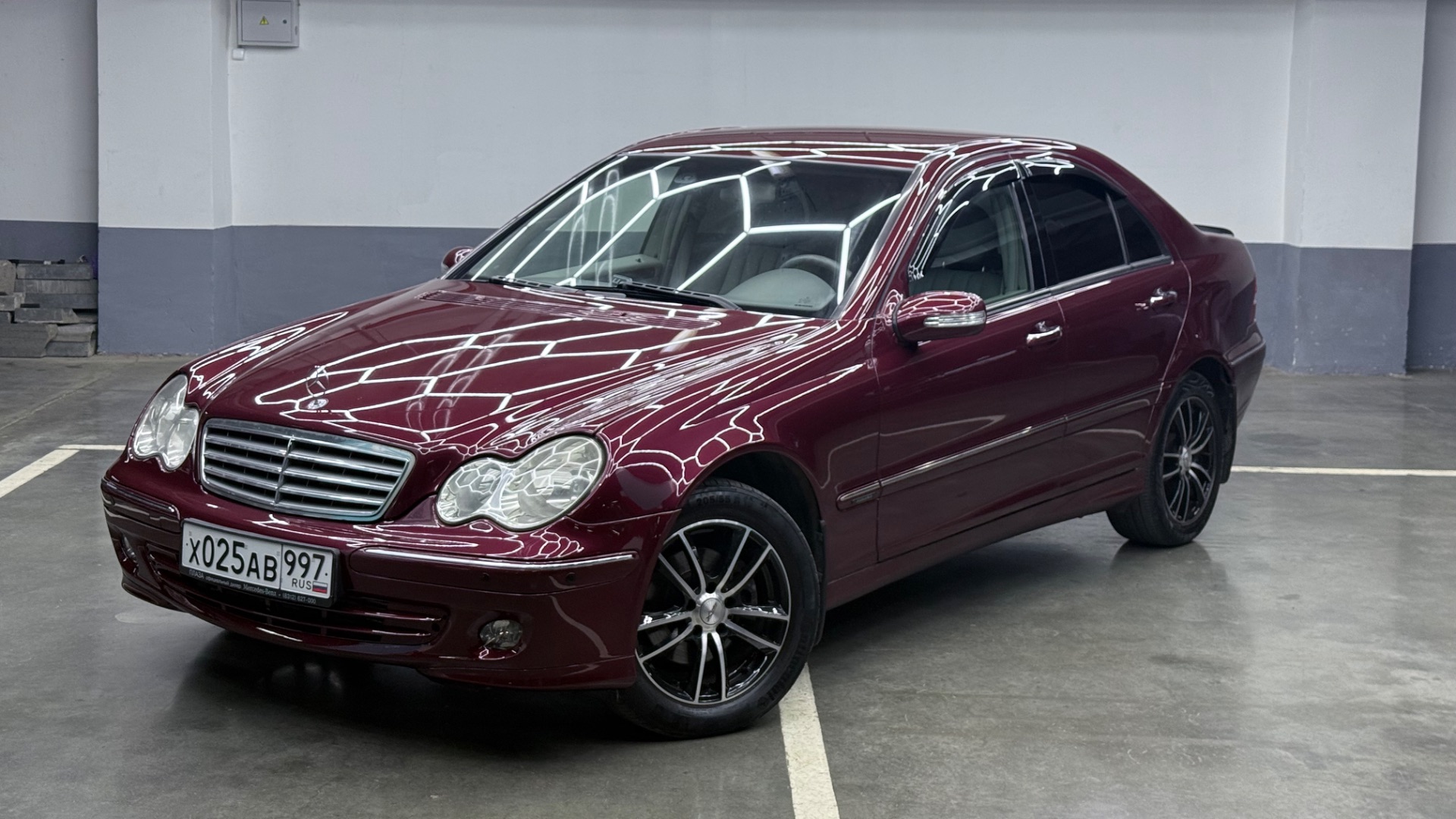 Mercedes-Benz С200 2004 год 157.000 пробег из одной семьи!