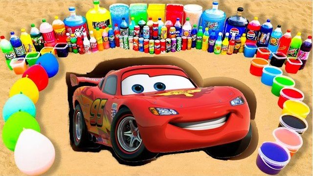 Эксперимент: гигантские ДЛИННЫЕ АВТОМОБИЛИ в дыре Teardown извергают Orbeez, воздушные шарики, кока-
