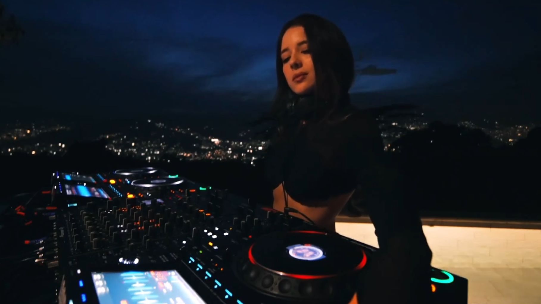 VLAIR - Verano Video Set
